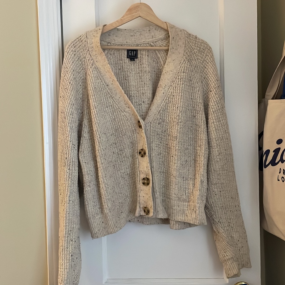 GAP Women's Cream Cardigan Sweater